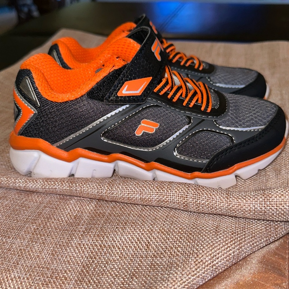 Boys Fila FocalSpeed shoes!